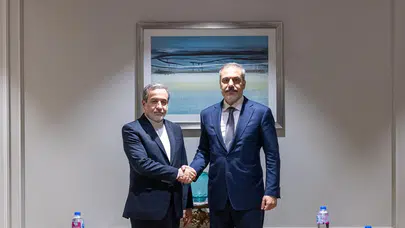 Bakan Fidan, İranlı mevkidaşı Arakçi ile telefonda görüştü