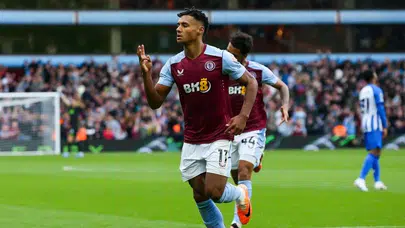 Ollie Watkins kimdir, kaç yaşında ve nereli? Mevkisi ne, hangi takımda oynuyor?