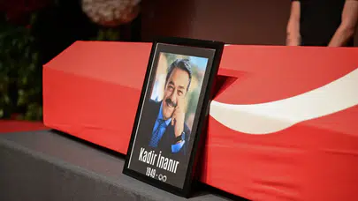 Yeşilçam'ın usta ismi Kadir İnanır son yolculuğuna uğurlandı