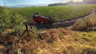 Eskişehir'de otomobil pancar tarlasına uçtu : 2 yaralı