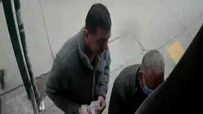 Adana'da düğün hırsızı bu kez ATM önünde yakalandı