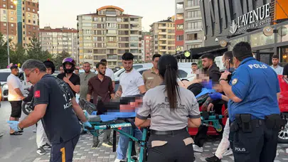Kayseri'de AVM önünde bıçaklı kavga : 1 kişi yaralandı