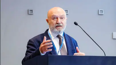 Prof. Dr. Selçuk Peker radyocerrahi alanında dünyada 8’inci oldu
