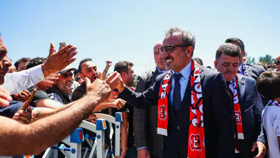 Hamdi Ulukaya, memleketi Erzincan'da coşkuyla karşılandı
