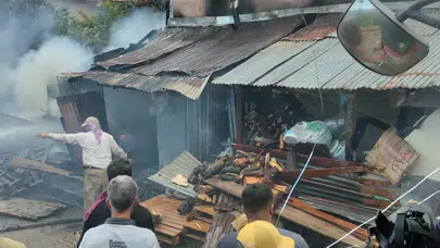 Bingöl’de iki katlı evde yangın çıktı : 2 kişi dumandan etkilendi