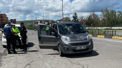 Kars'ta otomobilin çarptığı 80 yaşındaki adam ağır yaralandı