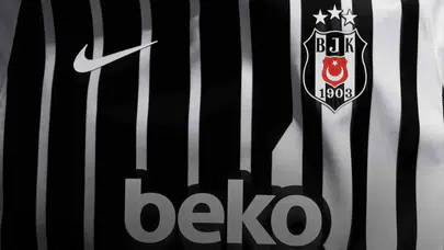 Beşiktaş'ta yeni sezon formalarının tanıtımı yapıldı