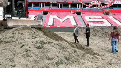 Samsun 19 Mayıs Stadı'nın zemini yeni sezon için hazırlanıyor