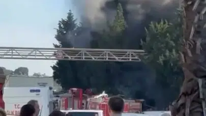 Bursa'da fabrikada yangın : Kaynak çalışması alevlere neden oldu