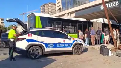 Tuzla'da yolcu otobüsüne beton pompası çarptı : Yolcular yere savruldu