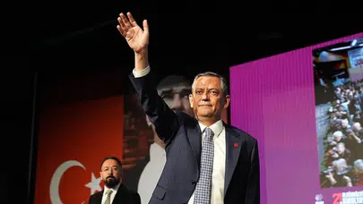 Özgür Özel'in partisinin adı ve logosu paylaşıldı
