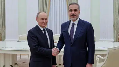 Bakan Fidan, Putin ile bir araya geldi