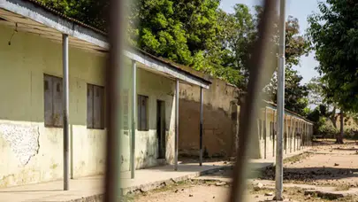 Nijerya'da okulda toplu kaçırma girişimi kanlı bitti : 3 ölü