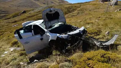 Van Başkale’de şarampole yuvarlanan araçta sürücü hayatını kaybetti