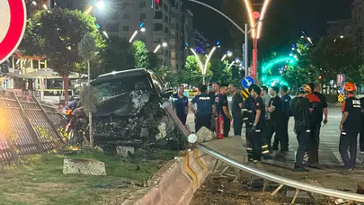 Batman'da iki araç çarpıştı : 3 kişi yaralandı