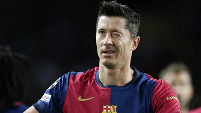 Robert Lewandowski'den sürpriz karar