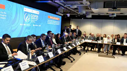 Bakan Kurum, İngiltere'de COP31 İş Dünyası Forumu'nda konuştu