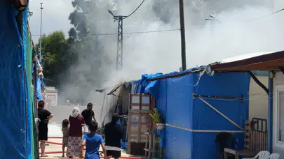 Hatay İskenderun'da konteyner kentte yangın çıktı