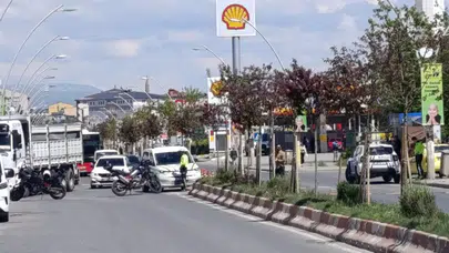 Ağrı'da adliye binası yakınında hareketlilik : Şüpheli çanta fünyeyle patlatıldı