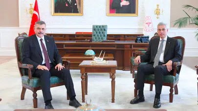 Bakan Çiftçi, Sağlık Bakanı Memişoğlu ile görüştü