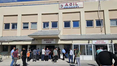 Muş'ta minibüs ve motosiklet çarpıştı : 1 ölü, 1 yaralı