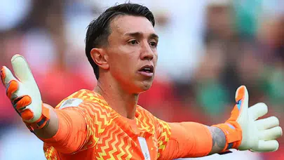 Muslera'nın hataları pahalıya patladı