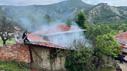 Bilecik'te bir evin fırın ve kiler olarak kullanılan alanında yangın çıktı