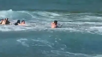 Bartın Amasra'da iki kişi denizde boğulma tehlikesi geçirdi