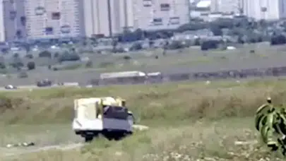 Avcılar’da boş araziye atık döküp yakan şoföre 50 bin lira ceza