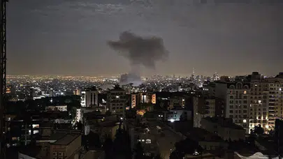 ABD ordusu, İran'ı bombaladı