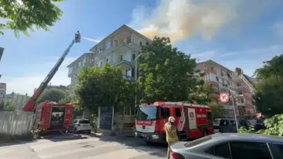 Bakırköy'de 6 katlı binanın çatısında yangın çıktı