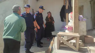 Yozgat'ta yalnız yaşayan kadına ekiplerden destek : Evi onarılıyor