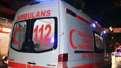 Şırnak'ta kamyonet ile motosiklet çarpıştı : 1 ölü, 4 yaralı