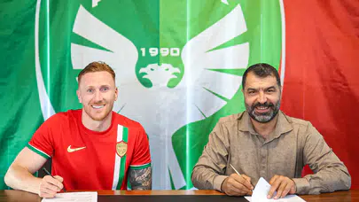 Amed Sportif Faaliyetler, David Bates'i kadrosuna kattı