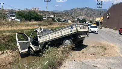 Aydın'da kamyonet kanala uçtu : 1 yaralı