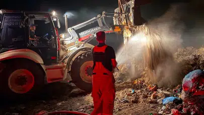 Hatay'ın Yayladağ ilçesinde çöplük alanda yangın