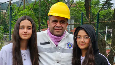 Zonguldak'ta maden işçileri, çocuklarının okulunda 'Babalar Günü'nü kutladı