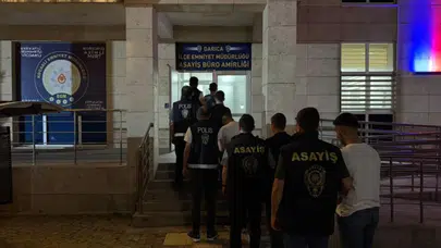 Kocaeli'de market ve kuyumcuyu yağmalayan 3'ü çocuk 5 şüpheli tutuklandı