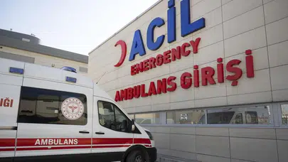 Antalya Kumluca’da motosiklet kazası : Sürücü hayatını kaybetti