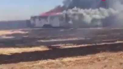 Şanlıurfa Ceylanpınar'da sondaj aracı ve işçi karavanı yandı : 3 yaralı