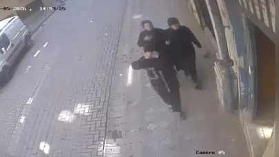 Zeytinburnu'nda hırsızlık yapan 3 kadın suçüstü yakalandı