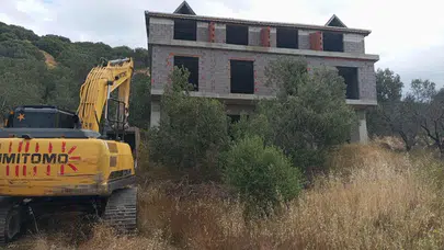 Çanakkale'de kaçak yapılaşmaya darbe : 11 yapı yıkıldı