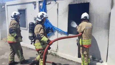 Hatay'da konteyner kentte yangın