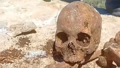 Malatya'da kazı sırasında insan kemikleri ve kafatası parçası bulundu