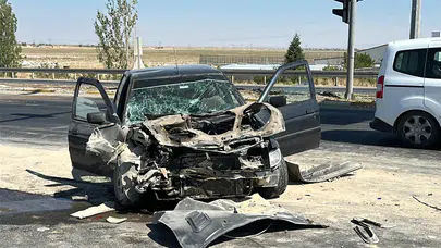 Aksaray'da otomobilin vince arkadan çarptığı kazada 3 kişi yaralandı