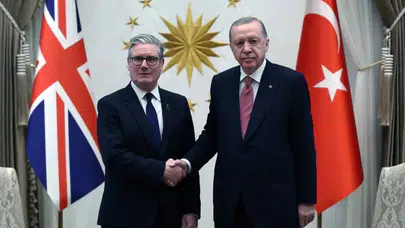 Cumhurbaşkanı Erdoğan, İngiltere Başbakanı Starmer ile görüştü