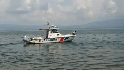 Bursa Orhangazi'de İznik Gölü'ne giren iki kişi kayboldu : Arama çalışması başlatıldı