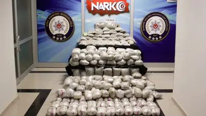 Siirt'te uyuşturucu operasyonu : 170 kilogram kubar esrar ele geçirildi