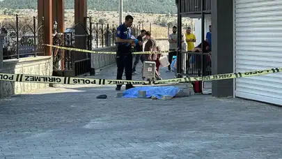 Kütahya'da balkondan düşen Alzheimer hastası kadın öldü