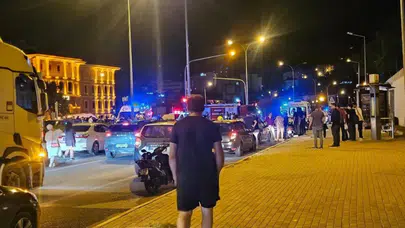 Bilecik'te orta refüje çarpan otomobil takla attı : 2 yaralı